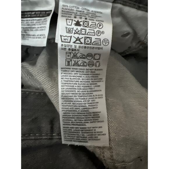 Levi 559 Mens Relaxed Straight Jenas Size 40 ( Length has been adjusted ) - Picture 8 of 8